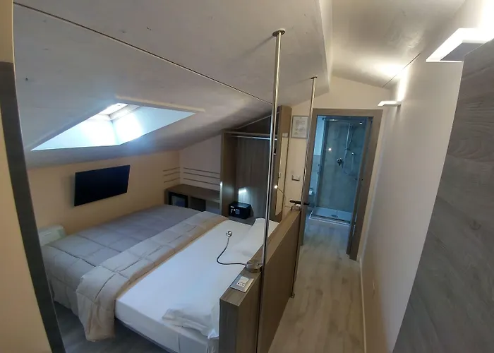 奥托桑托旅馆 4* 阿尔盖罗