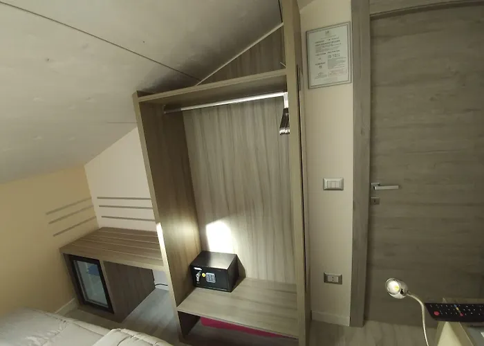 奥托桑托旅馆 阿尔盖罗