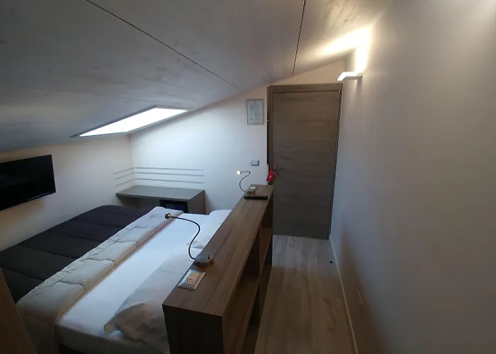 奥托桑托旅馆 阿尔盖罗